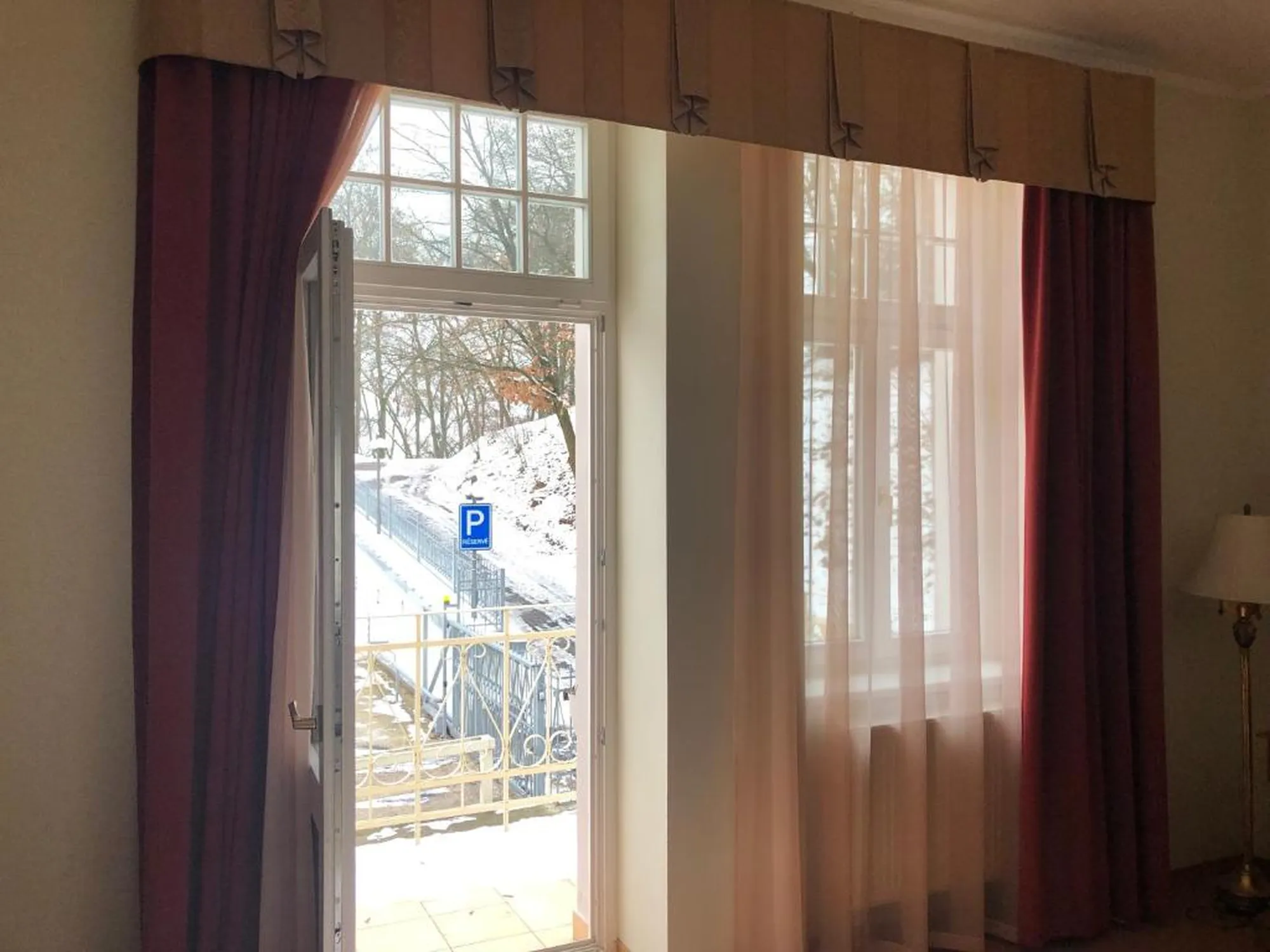 Náhled galerie Pokoj deluxe s balkónem 3